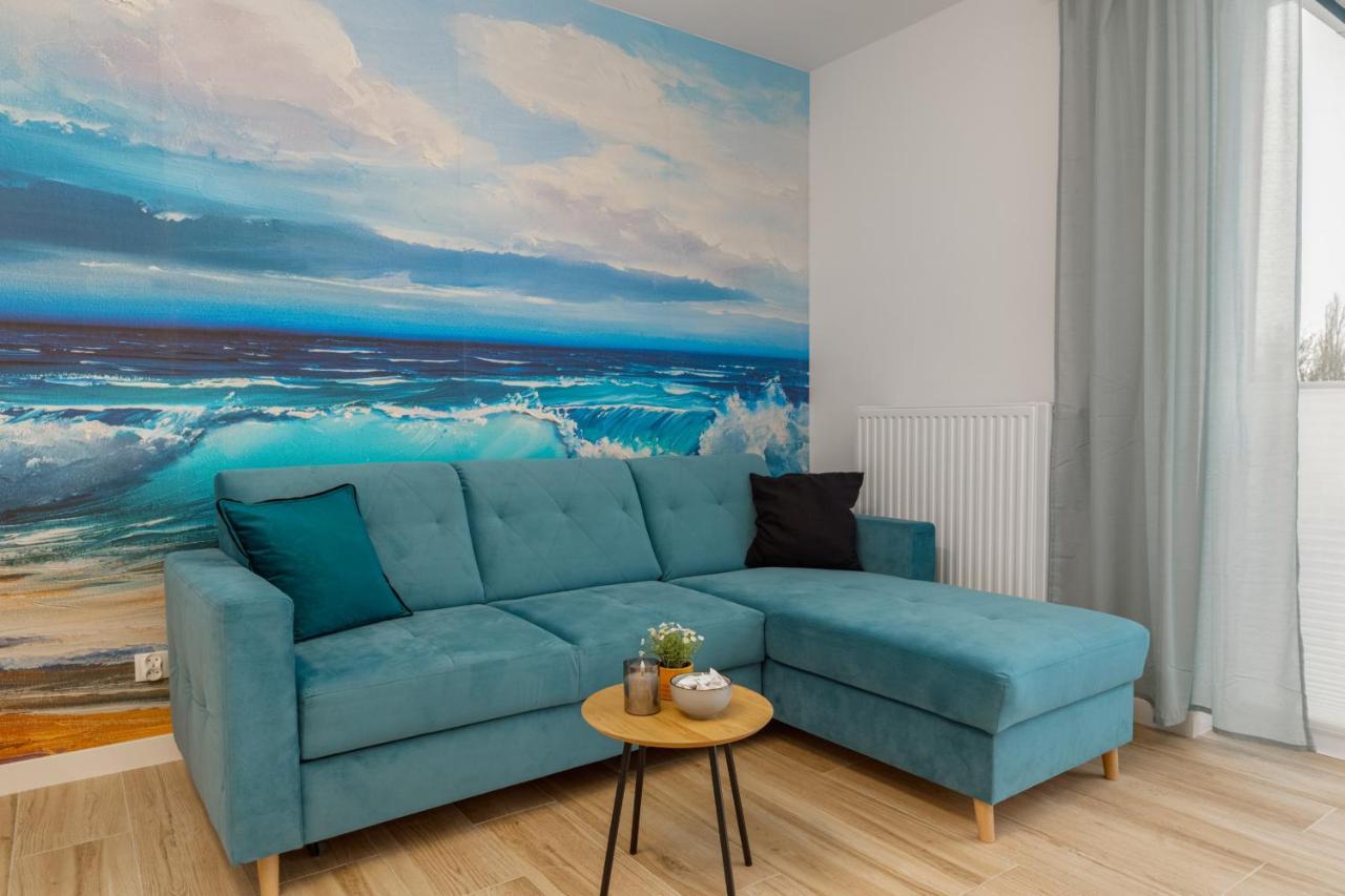 Square By Renters *