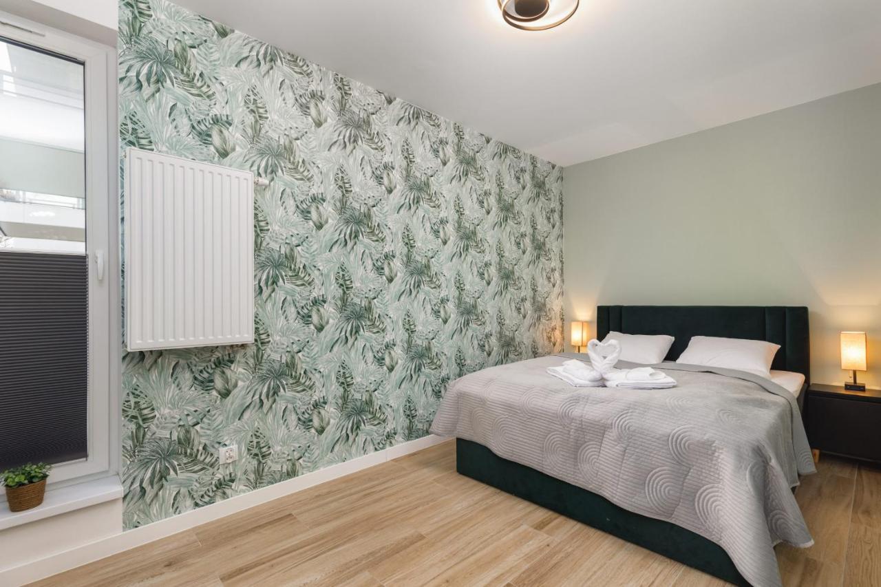 Apartment Square By Renters *
