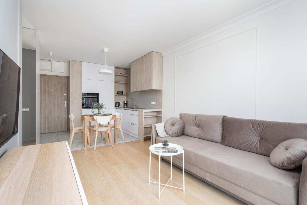 Apartment Square By Renters