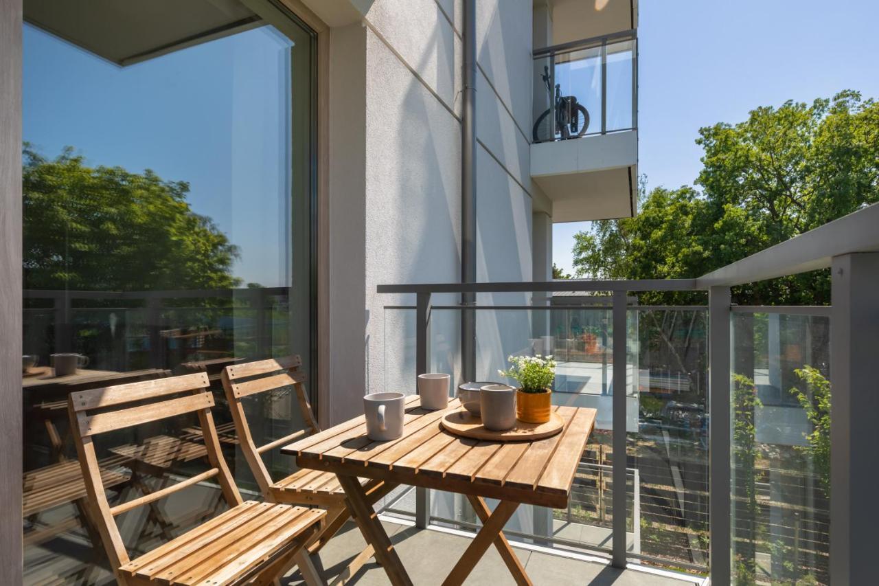 Square By Renters