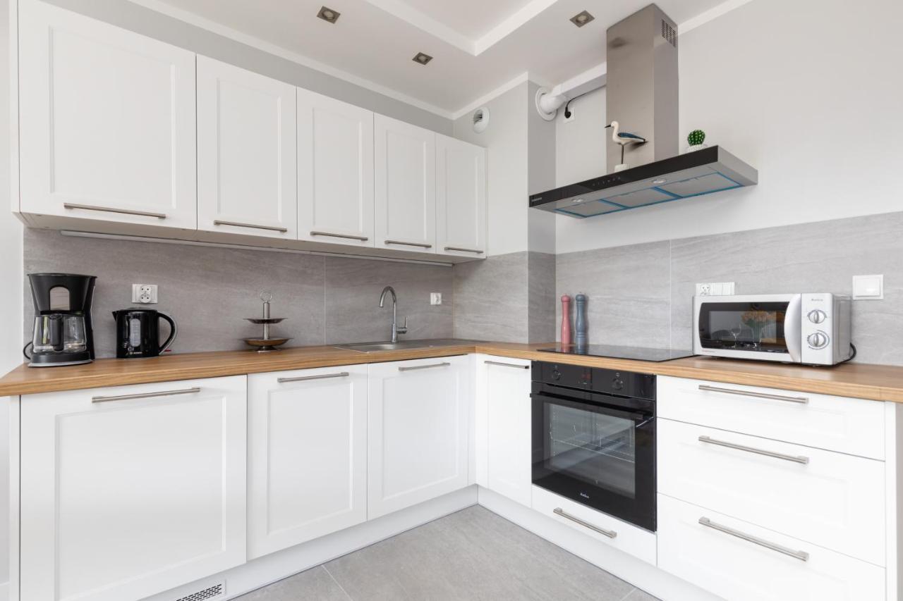Apartment Square By Renters *