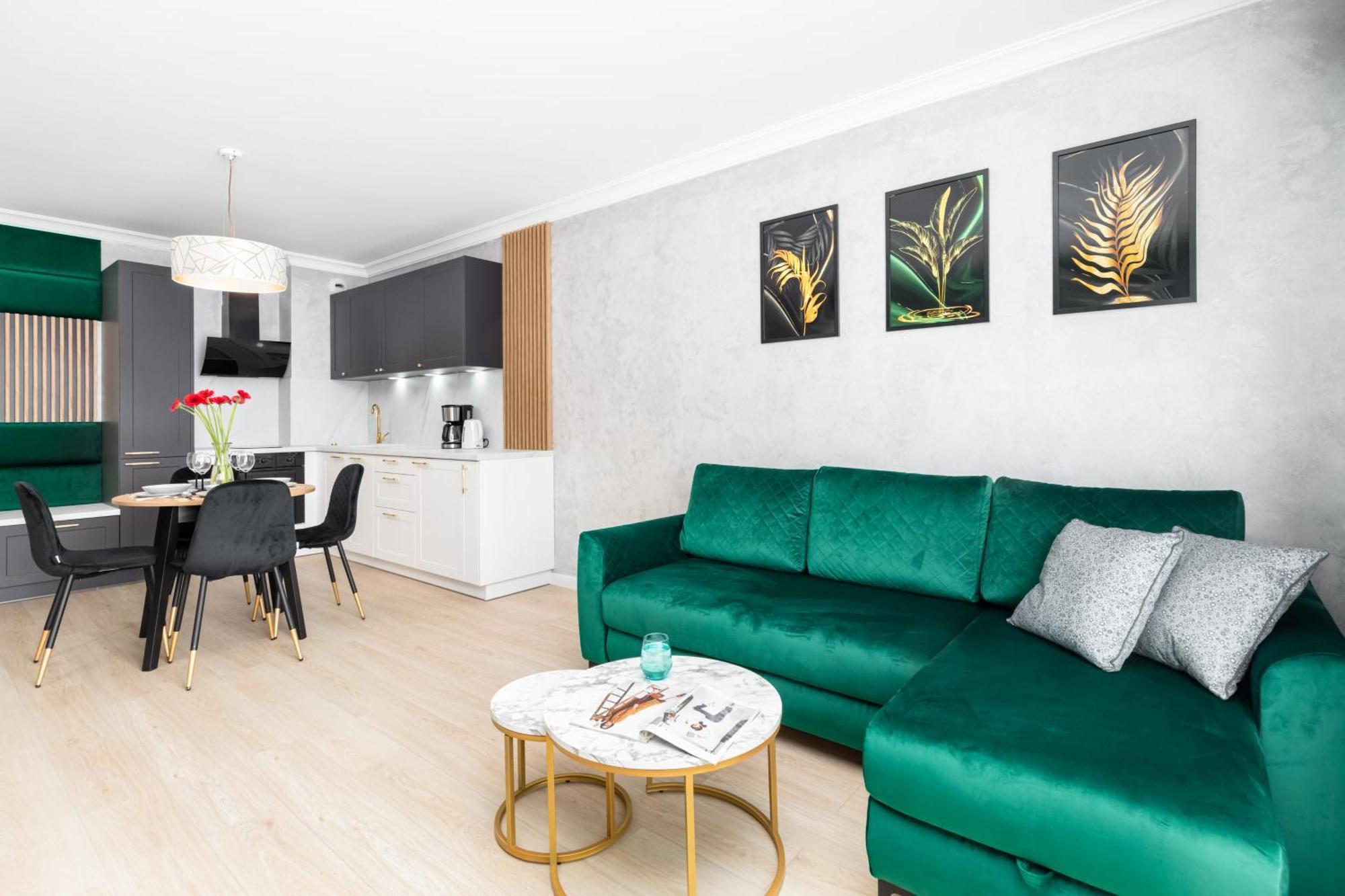 Square By Renters * Swinoujscie